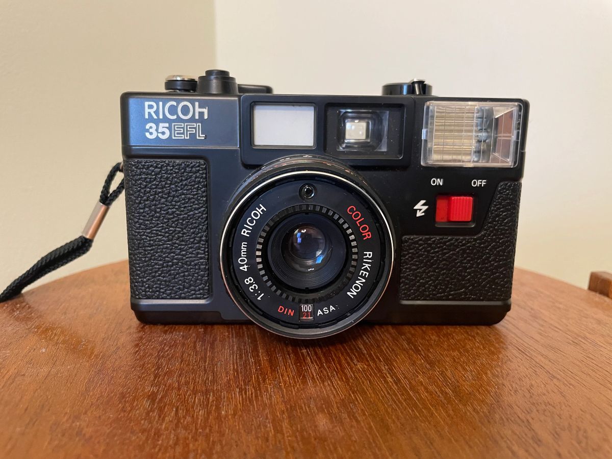 Ricoh 35 EFL Vintage 80’s Classic Point And Shoot Film Camera Clean 