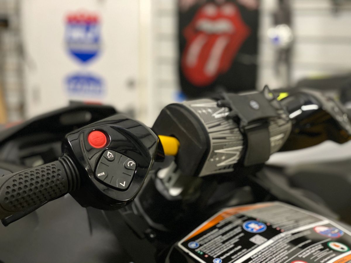 RSI bar pad for RXPX 300 dirt bike bars