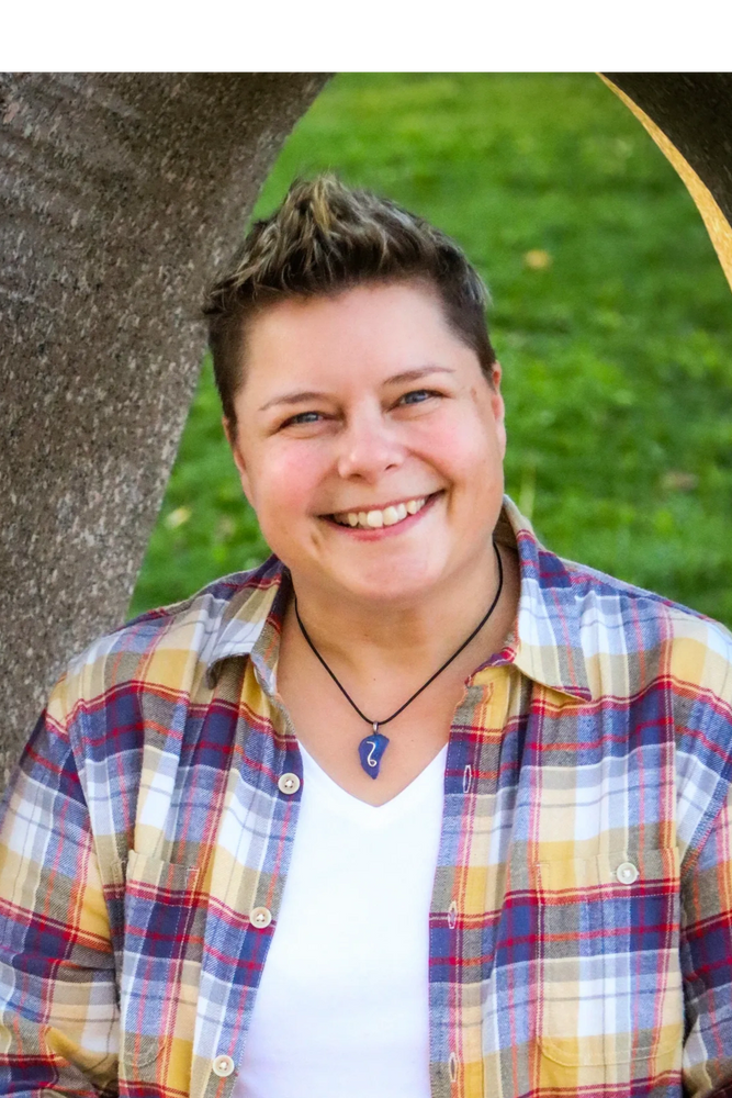 Chris Davis headshot