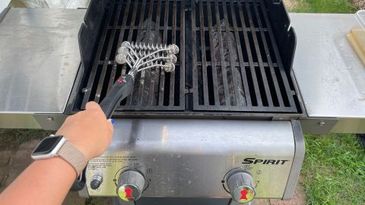 DIRTY BBQ GRILL , JUNK REMOVAL GRILL