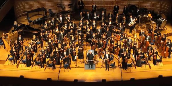 Benjamin Pope conducts major orchestras in the  UK and worldwide
