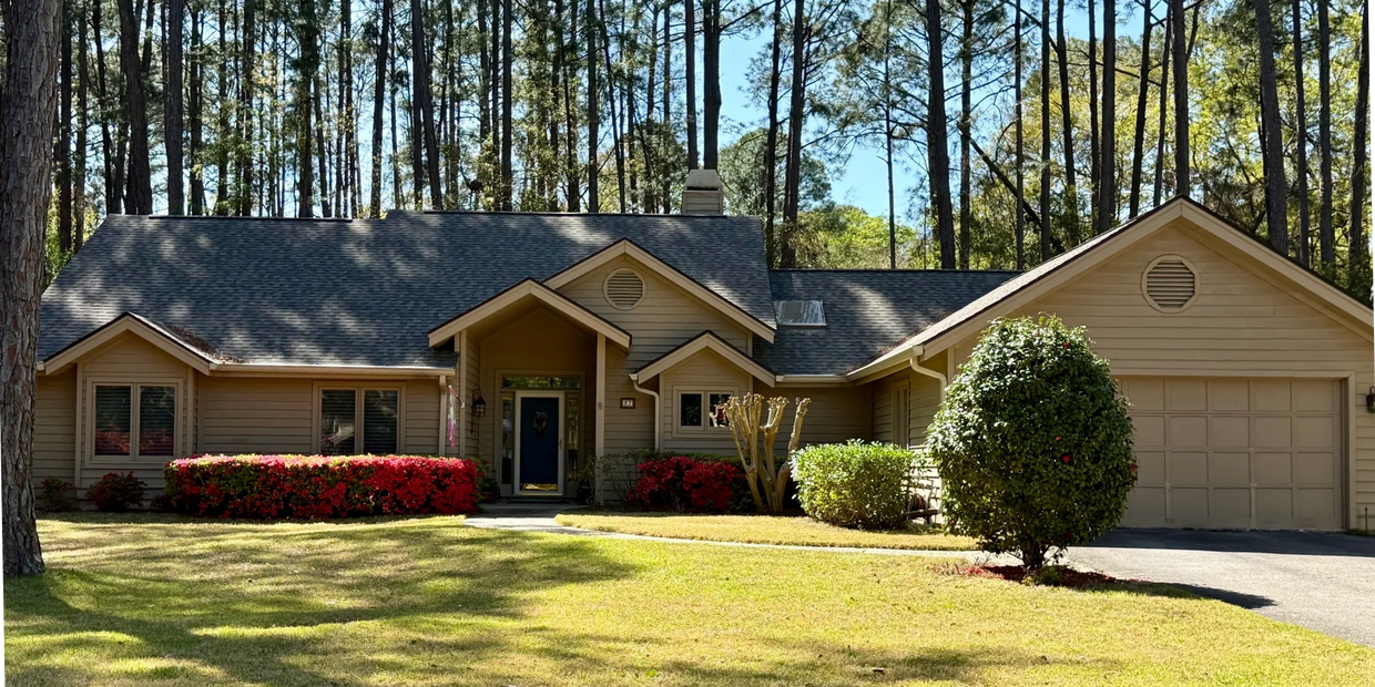 Crooked Pond homes in Hilton Head Plantation with wooded privacy