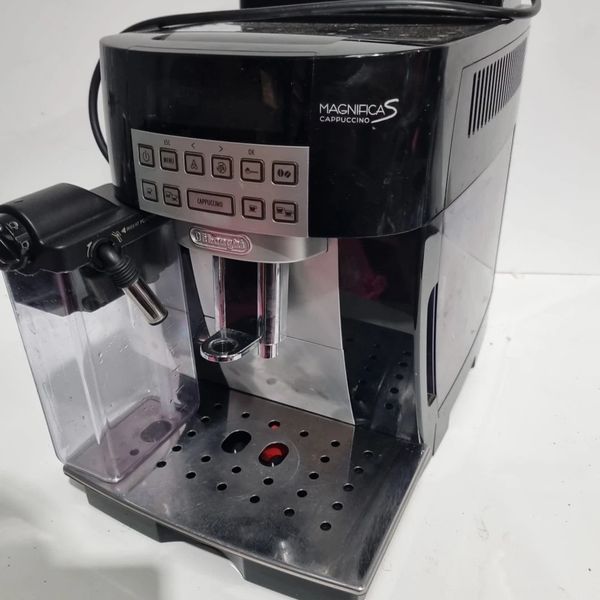 De'Longhi Magnifica S, De'Longhi Dinamica Plus, De'Longhi La Specialista Arte Repair Service 