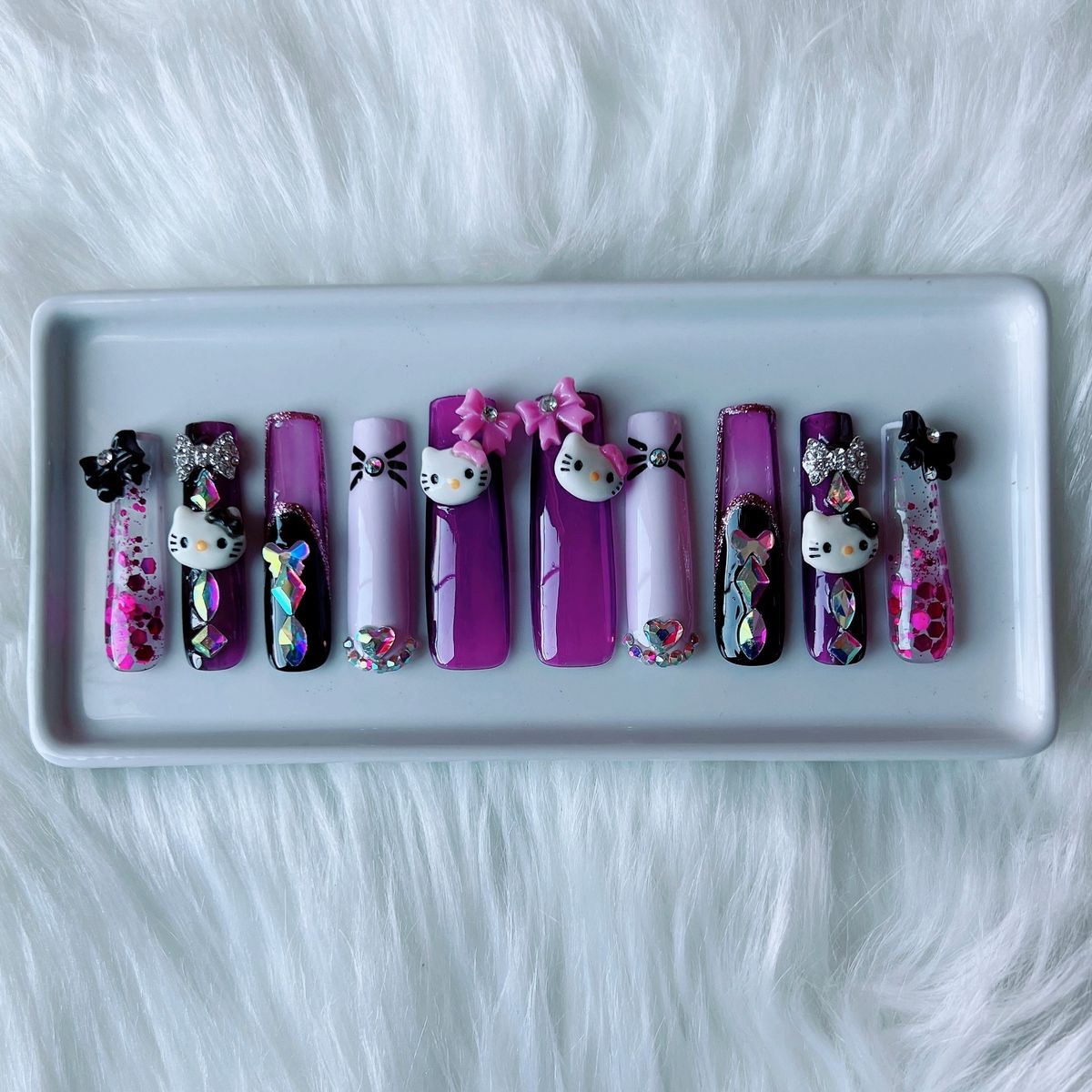 Hello Kitty Bling Designer 3D Luxury press on nails