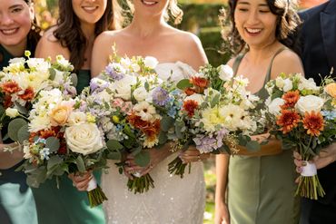 Late fall bride and bridesmaid flower bouquets