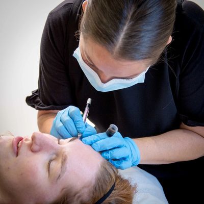 Microblading treatment