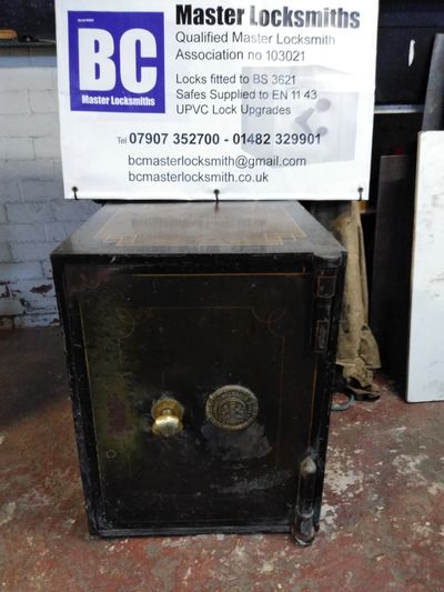  used safes in hull