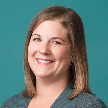 Jenna Holtz. Mental Health Therapist. Clinical Social Worker. Counseling.