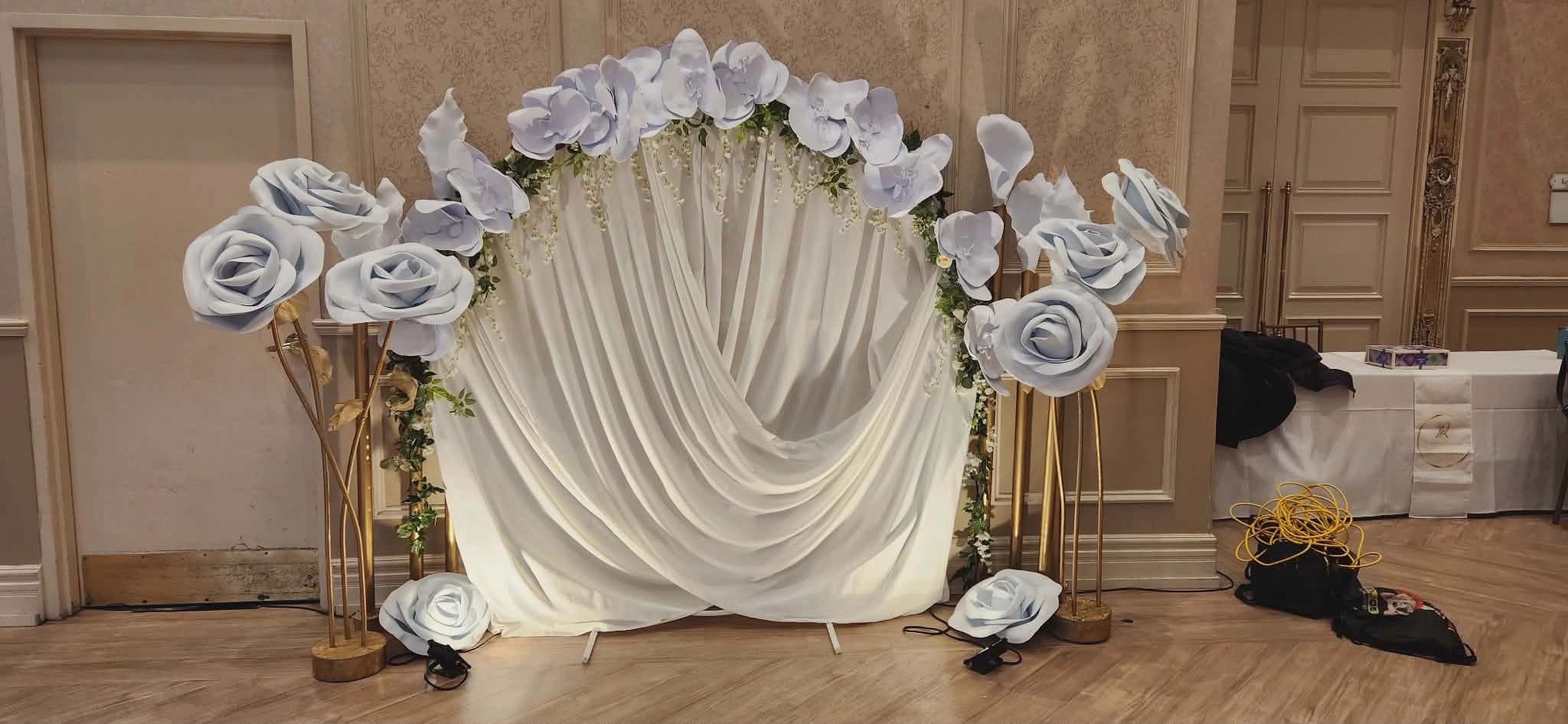 Backdrops are available across the GTA.

For Birthday parties, weddings and corporate events