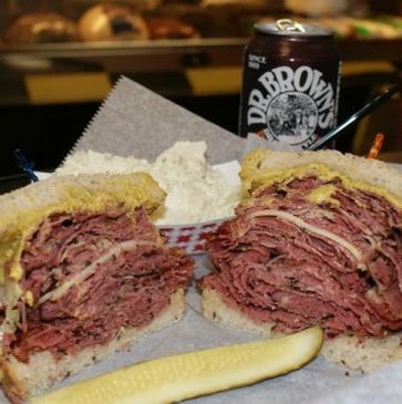 Our New York Size Pastrami on Rye