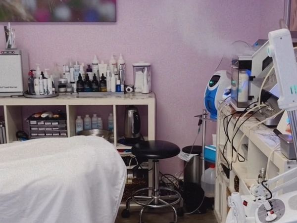 This is my treatment room. 