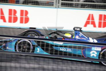 ABB FIA FORMULA E WORLD CHAMPIONSHIP 2022 SABIC LONDON E-PRIX MOTORSPORT RACE CAR IMAGES IMAGE 