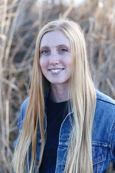 Emma Beale, Therapist in Phoenix, AZ, specializes in anxiety, depression, and experiential therapy