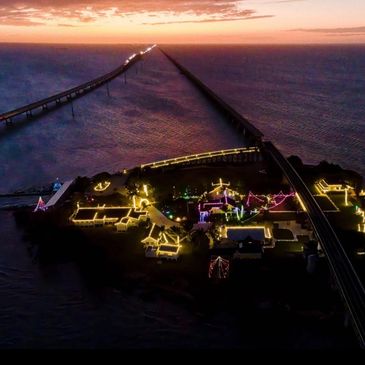 Pigeon Key Christmas Spectacular Meet Santa Commercial Holiday Decorations
big pine sugarloaf cudjoe
