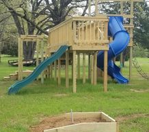 playgrounds, horse shoes, corn hole, tether ball.