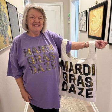 Mardi Gras t-shirt and bag