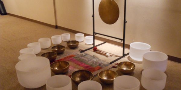 How to Use Singing Bowls for Meditation 