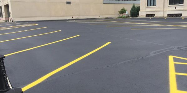 pavement maintenance contractor in Dayton Ohio