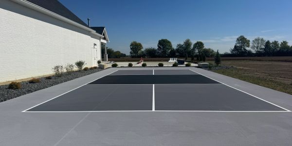 asphalt sealcoating contractor in Dayton Ohio
