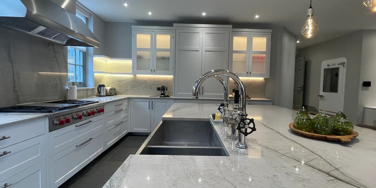 Bespoke shaker kitchen in solid ash with brushed grain detail made in Hampshire
