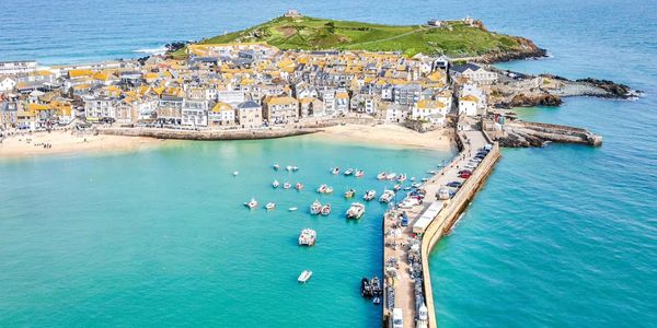 Smuggler's Hide and Cabin. A Beautiful Cornwall Holiday Cottage in St Ives. Harbour Aerial View.
