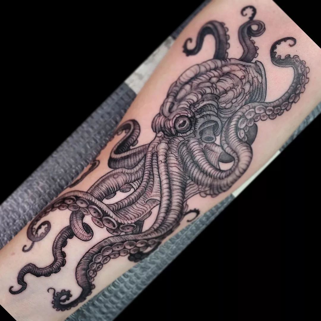 black and gray tattoo, octopus tattoo, etching tattoo, illustration tattoo, forearm tattoo