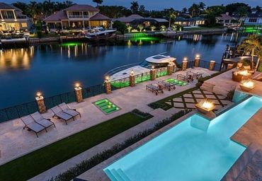 Waterfront Luxury Custom Home Builder
Naples Florida