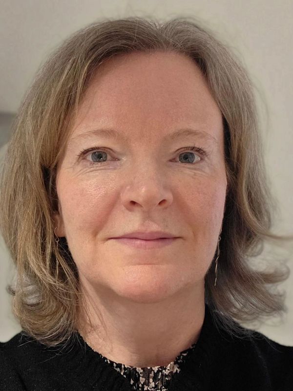 Photo of Liz Simha, integrative counsellor. 