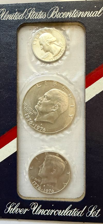 United States Bicentennial silver uncirculated coin set from 1776-1976.