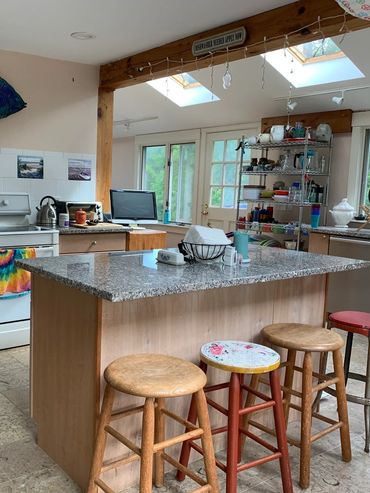 After photo of an organized kitchen.