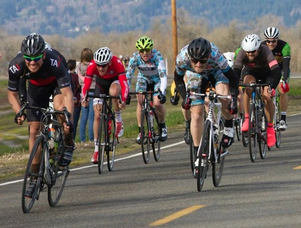 Martin Acosta sprinting at the finish line