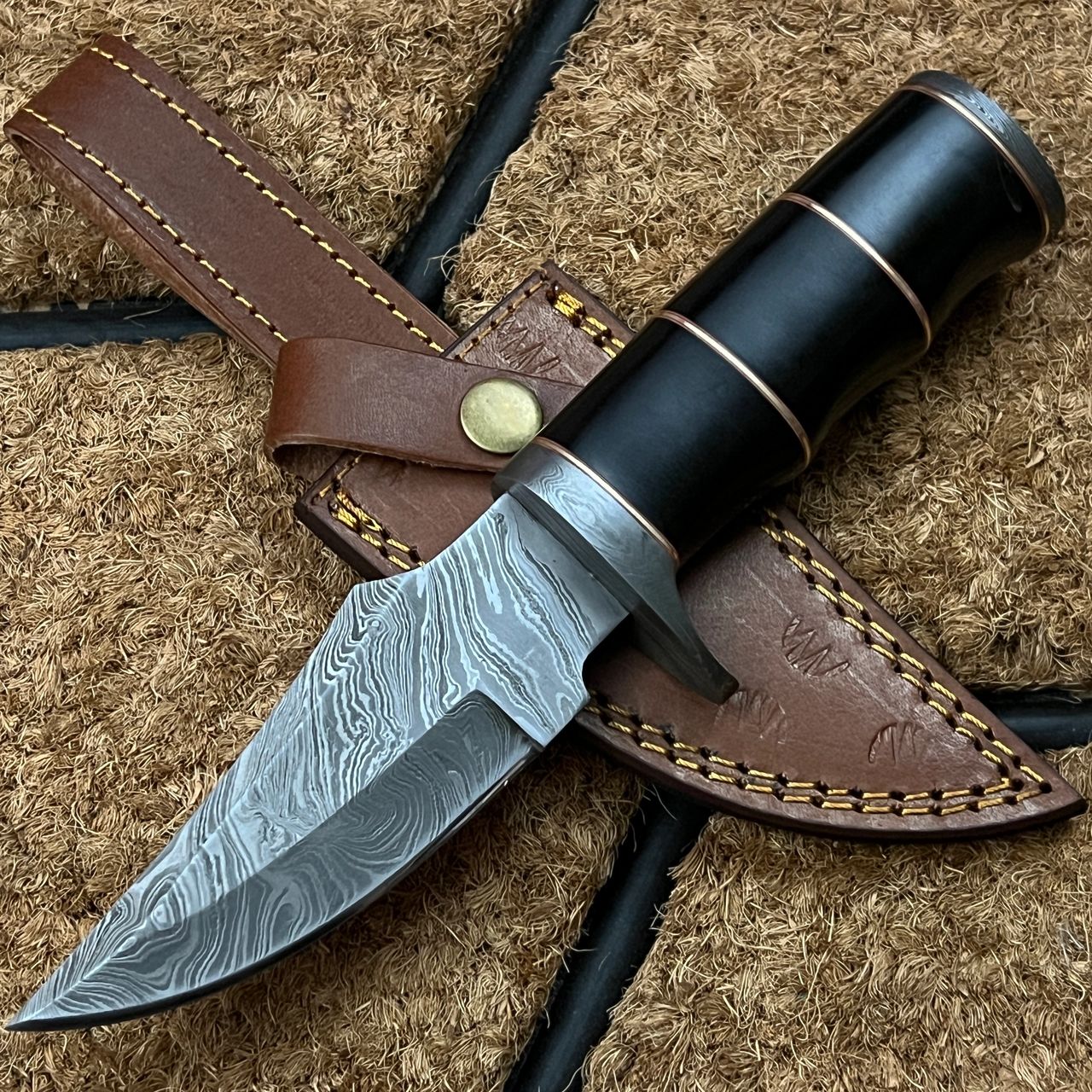 Custom Handmade Damascus Steel Skinning Knife with Buffalo Horn Handle