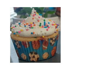 Vanilla confetti cupcake
