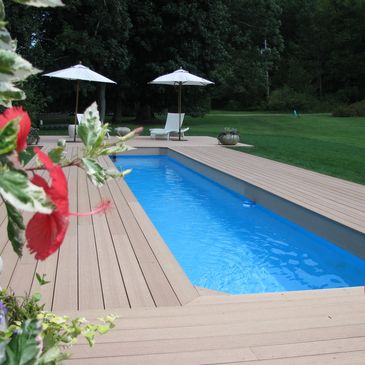 Fully in the ground with a deck.