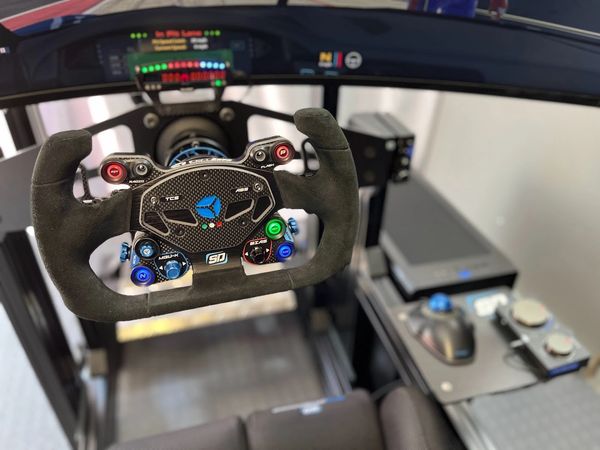 Elite Simulator with GT Steering wheel