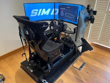 The best racing driver simulator. Sim Dynamics