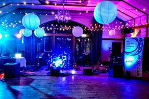  Band and DJ sound equipment / up-lighting 