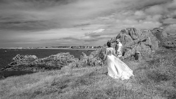 B&W wedding photo in Guernsey