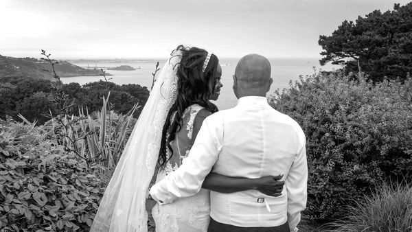 B&W wedding photo in Guernsey