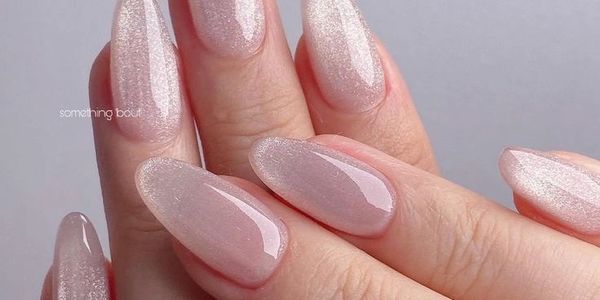 White Pearl gel Nail art luxury 