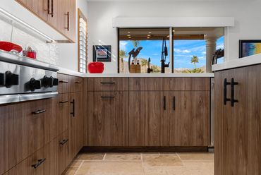 custom cabinets La quinta modern soft close doors