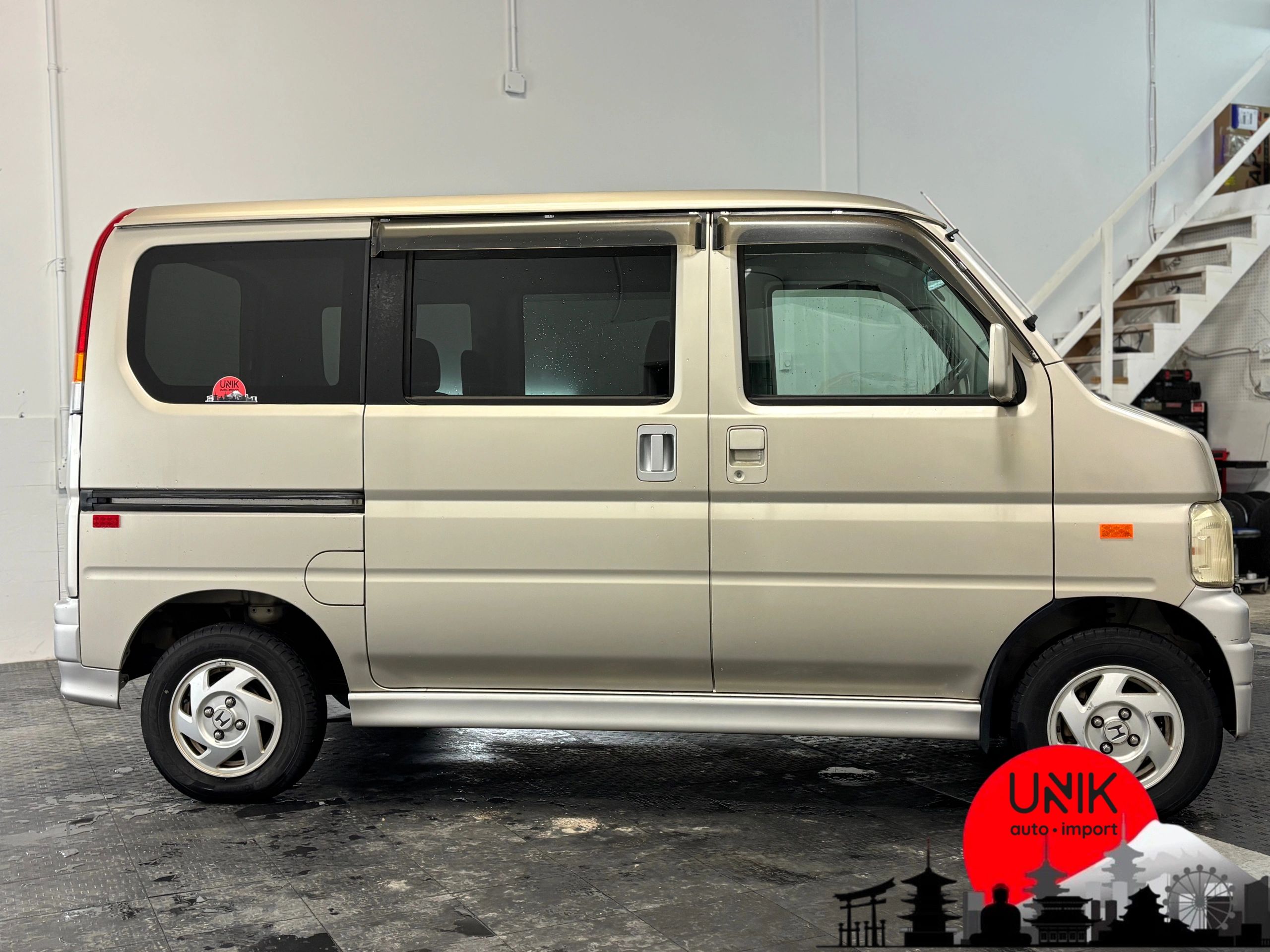 2000 Honda Vamos JDM car for sale — photo 17 of 25