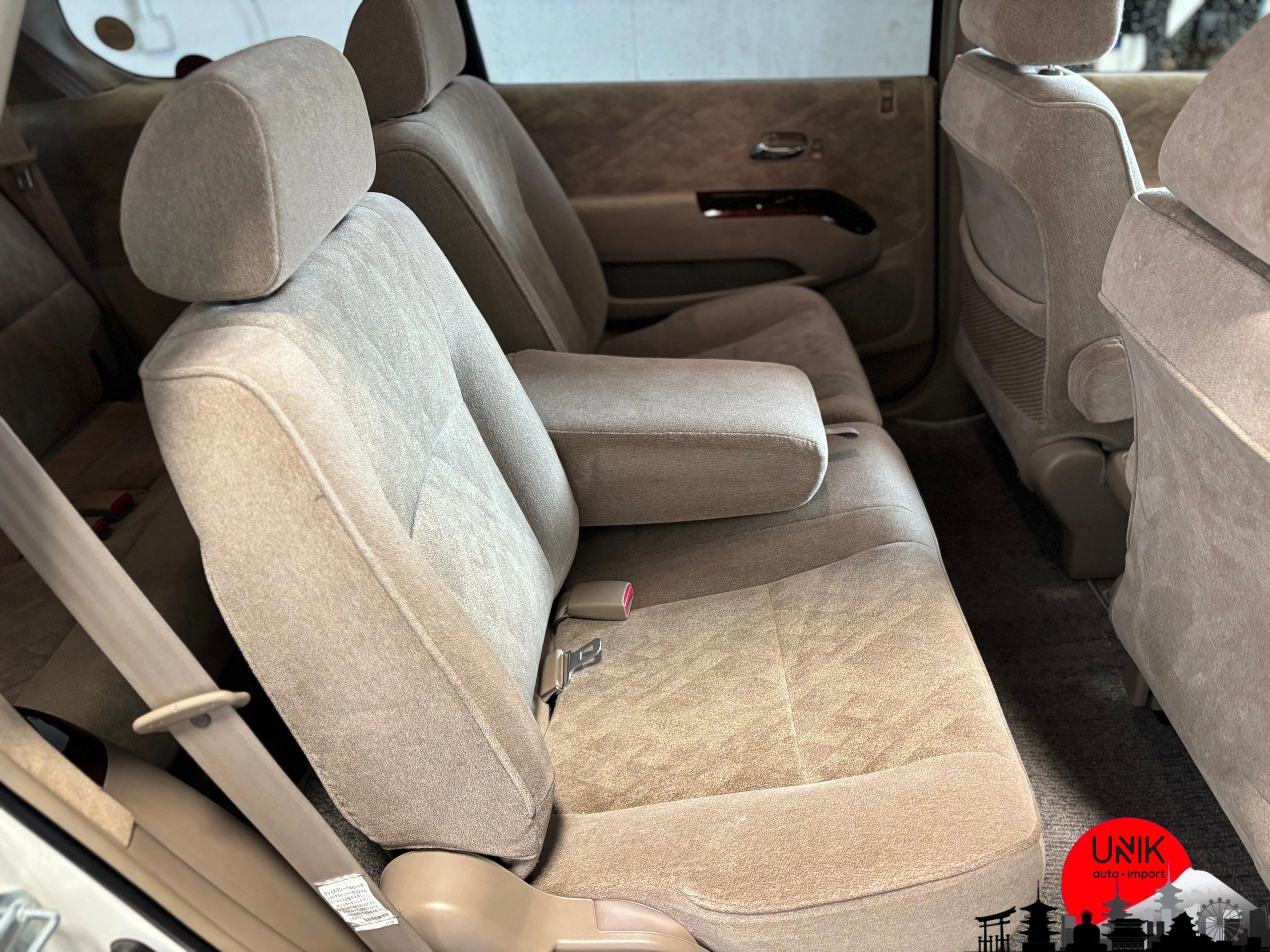 2000 Honda Odyssey JDM car for sale — photo 18 of 25