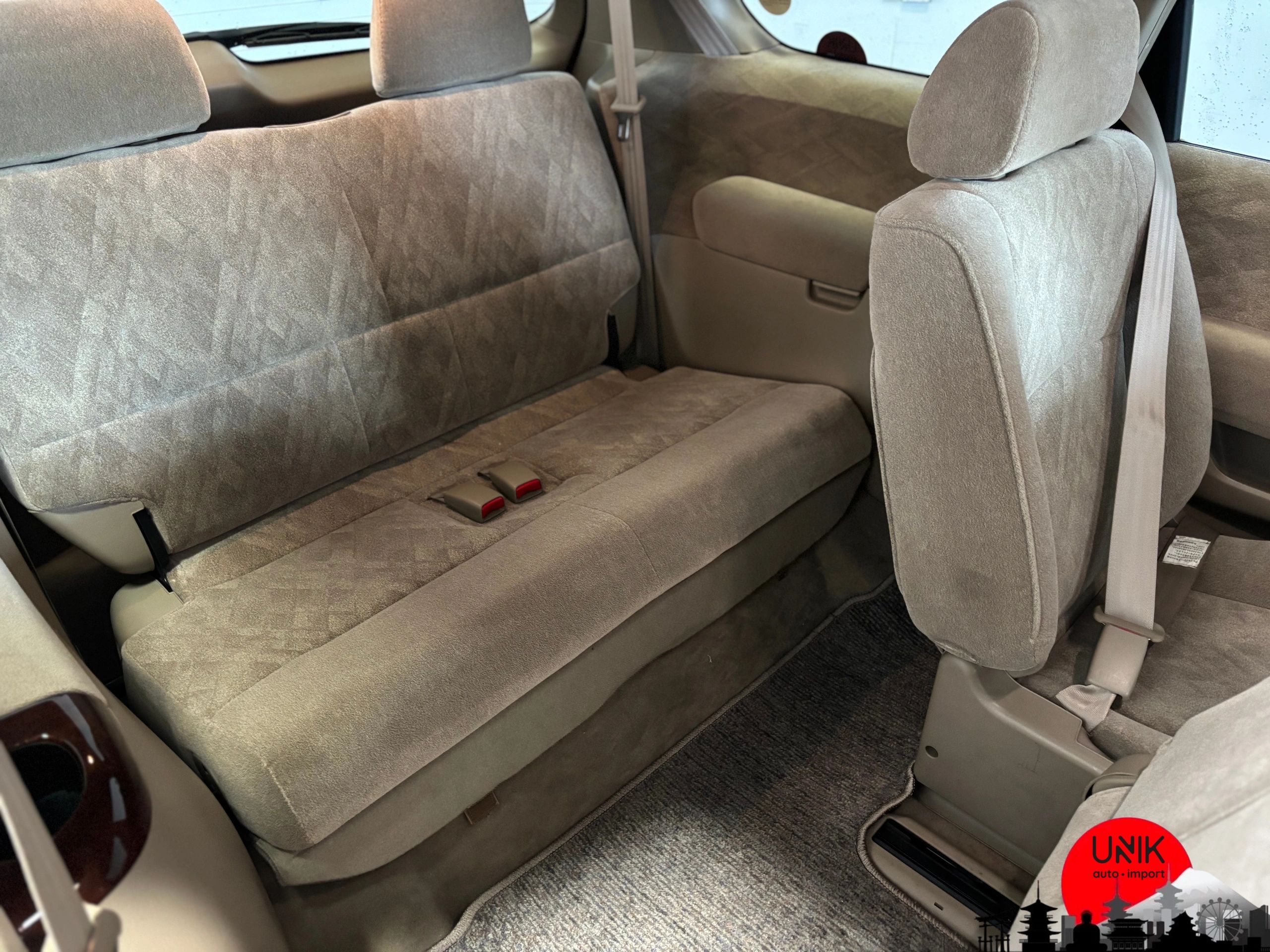 2000 Honda Odyssey JDM car for sale — photo 21 of 25