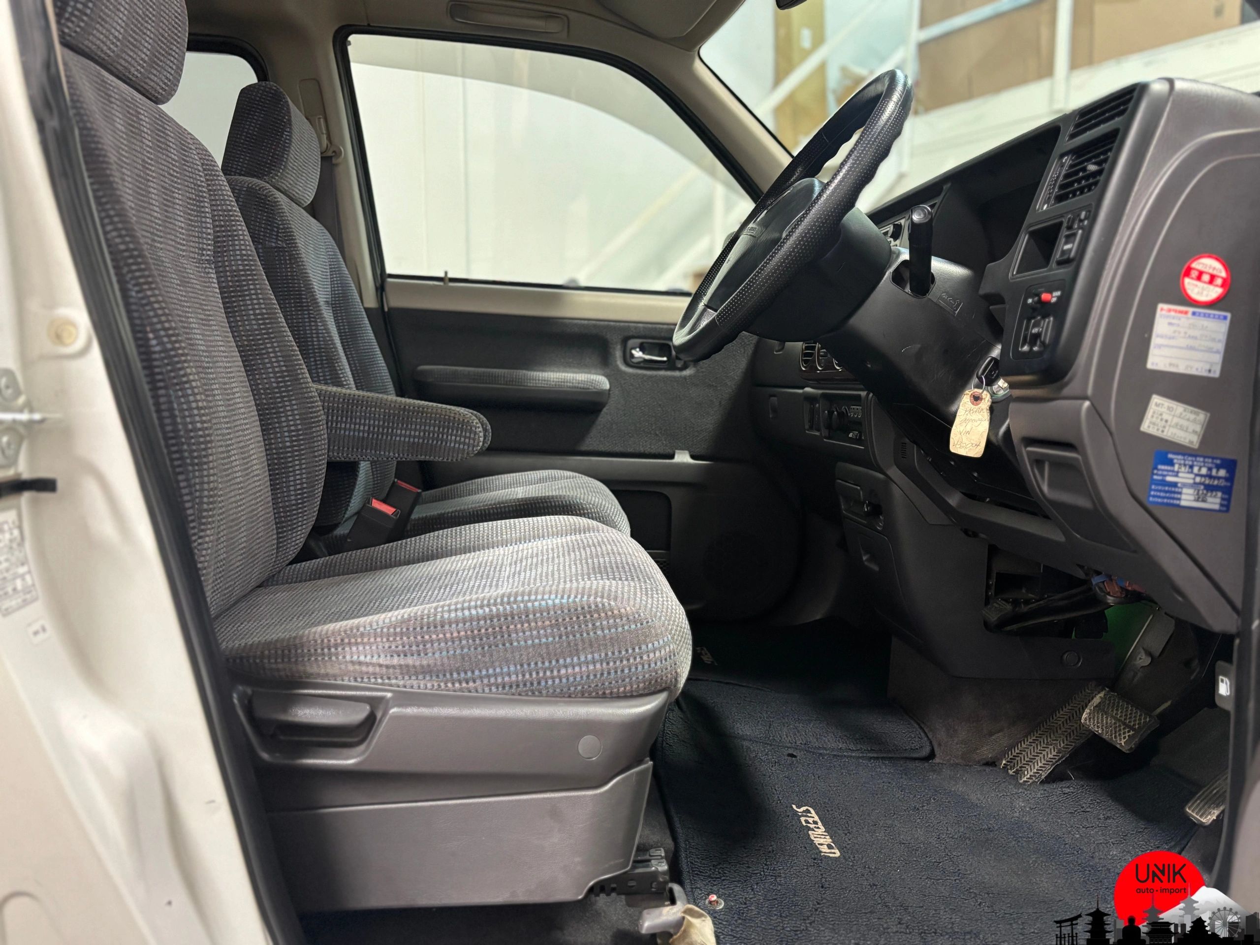 2001 Honda Vamos JDM car for sale — photo 16 of 25