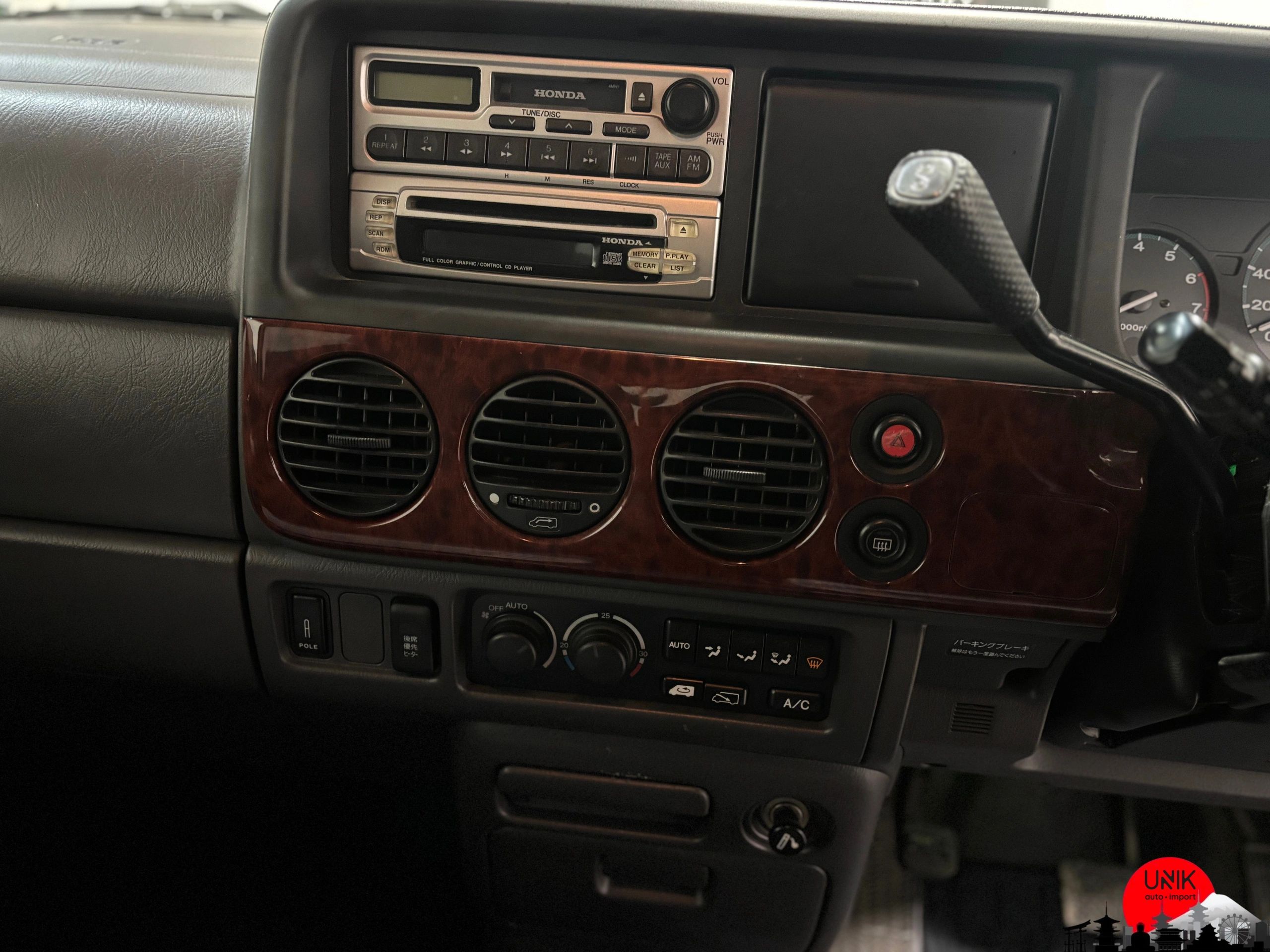 2001 Honda Vamos JDM car for sale — photo 21 of 25