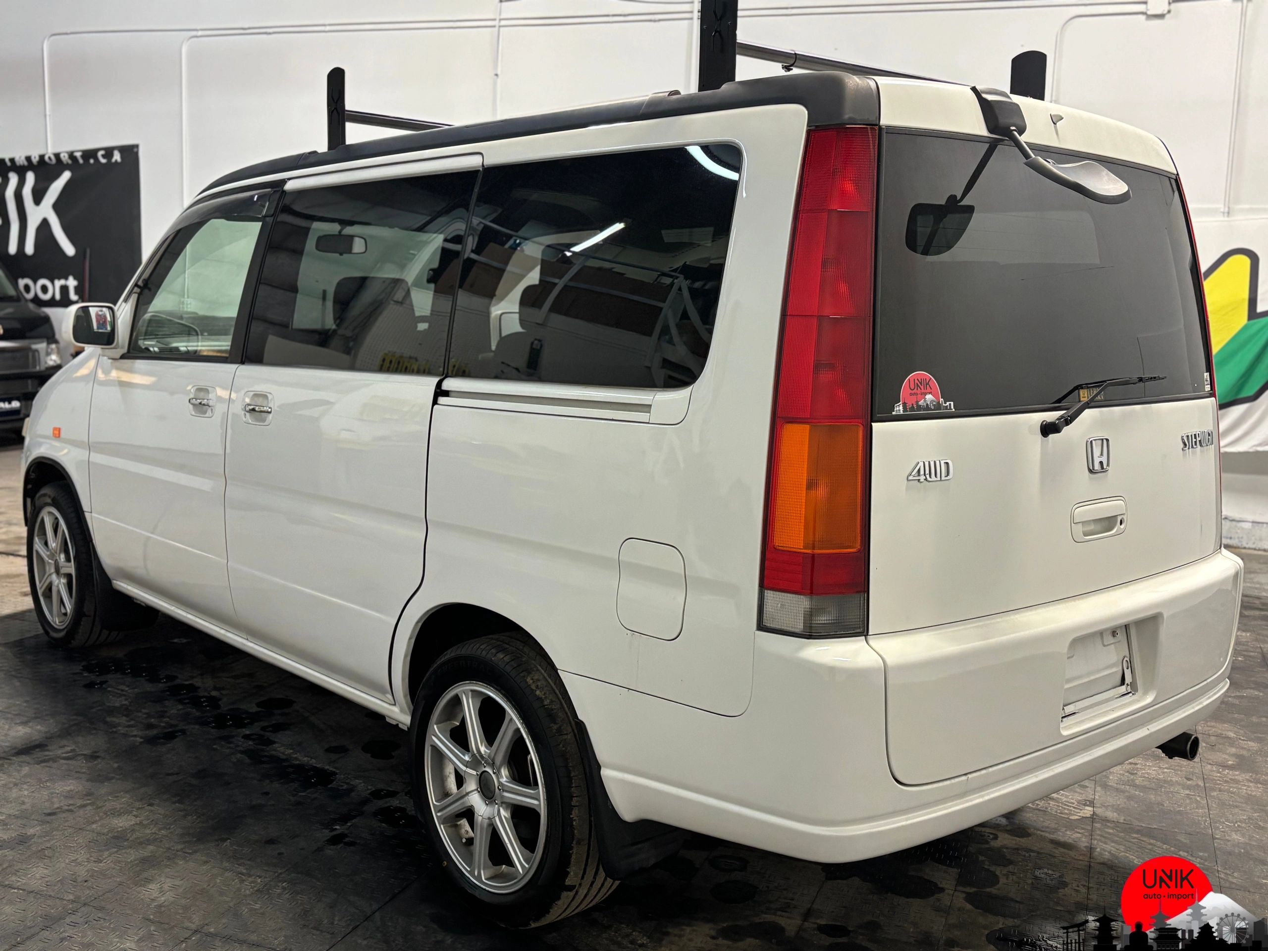 2001 Honda Vamos JDM car for sale — photo 24 of 25