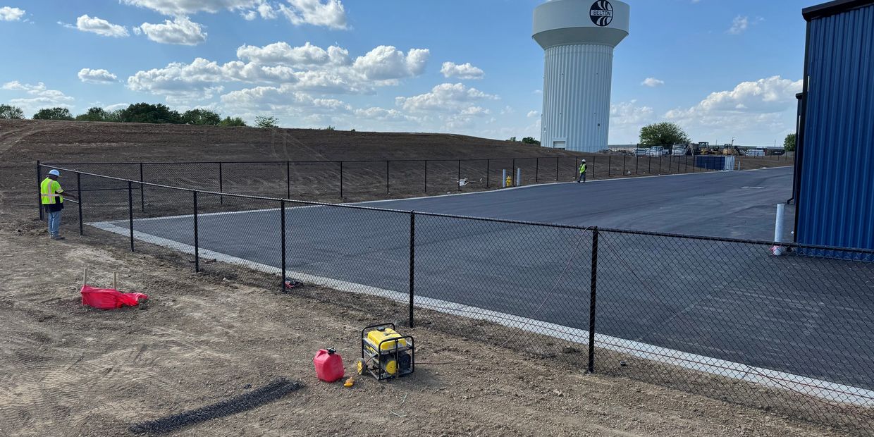 commercial chain-link fence Kansas City, industrial security fencing