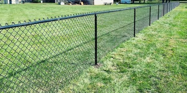 4' black coated chainlink fencing