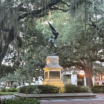 Jasper Monument in Madison Square at dusk